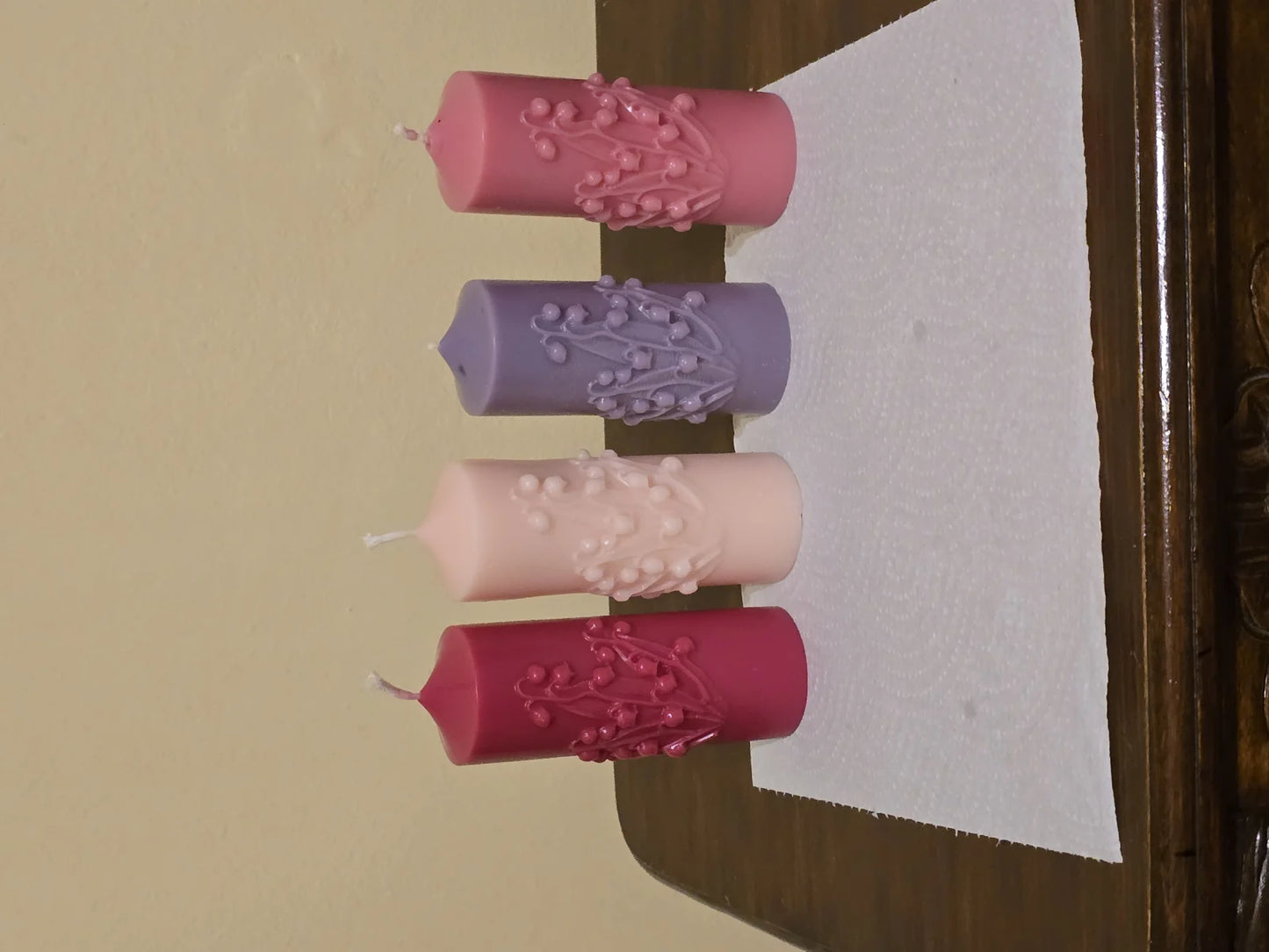 LUMÂNARE LĂCRĂMIOARE