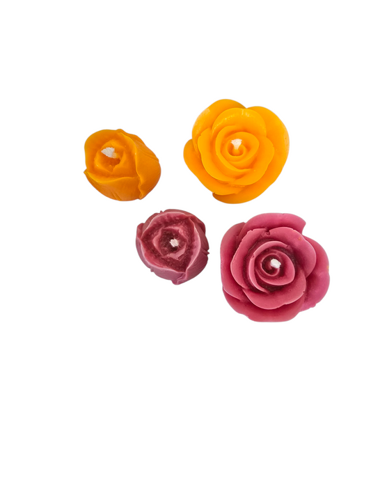 Pachet 4 Lumânări  Parfumate 2 Boboci de Trandafir ,  2 Boboci de Lalele Culori Mixte